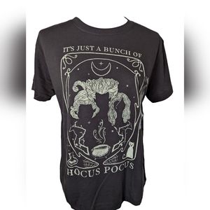 Disney Hocus Pocus Phantom Gray Graphic T-shirt Women's Medium Halloween NWT